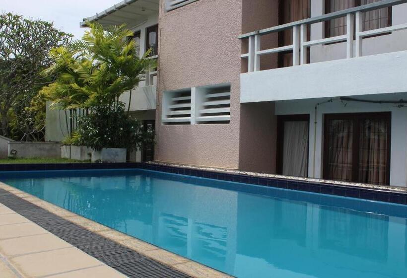 Pokój Standard Trzyosobowy Widok Basen, Mount Marina Villas 12