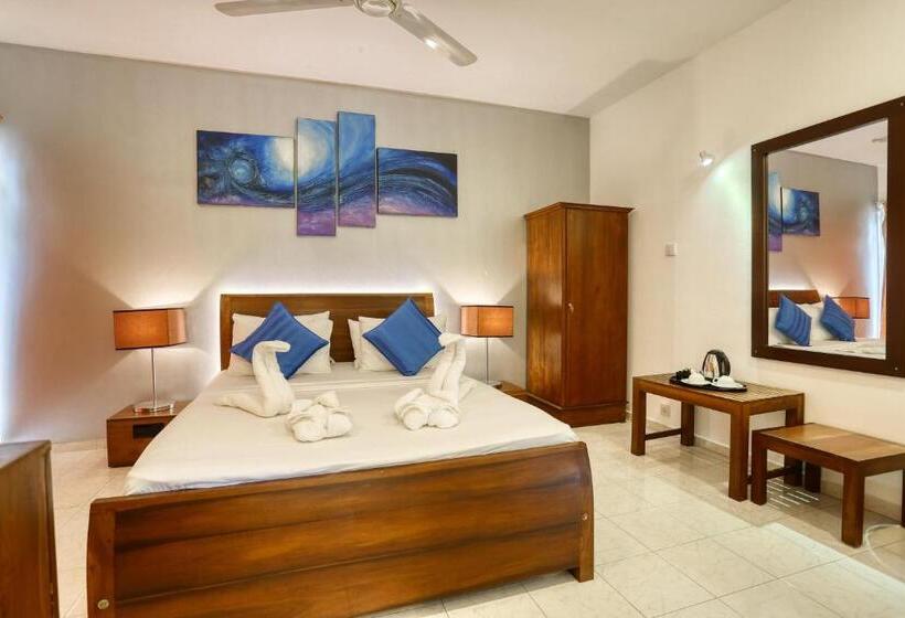 Quarto Triplo Estandar, Mount Marina Villas 12