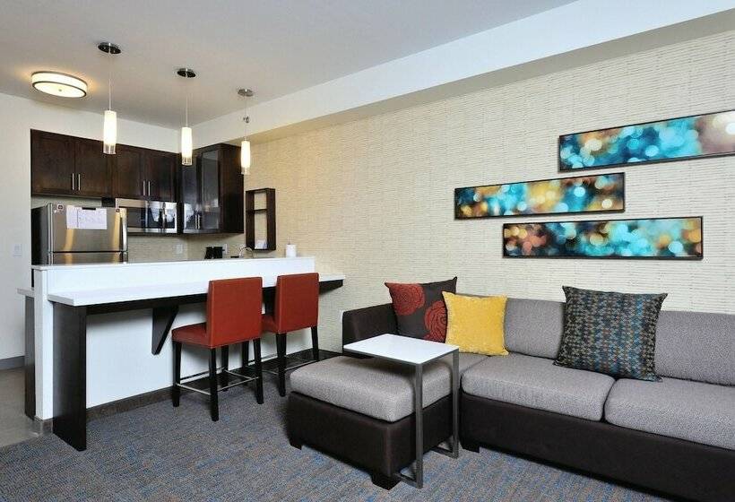 스탠다드 스튜디오, Residence Inn By Marriott Houston Tomball