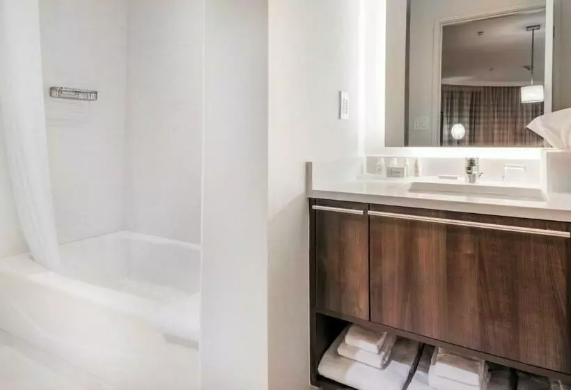 スタンダードスタジオ, Residence Inn By Marriott Jersey City