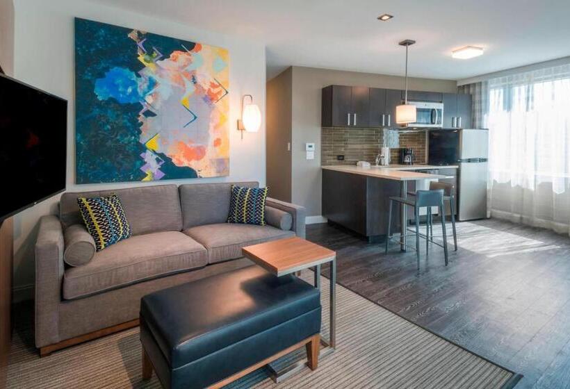 キングサイズベッドのデラックススイート, Residence Inn By Marriott Jersey City