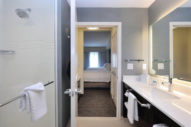 带大床的标准工作室, Residence Inn By Marriott Houston Tomball