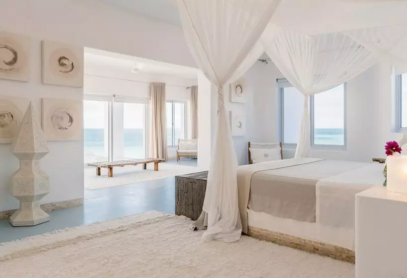 Deluxe Suite Sea View, Santorini Mozambique