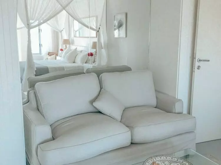 سوییت با چشم‌انداز دریا, Santorini Mozambique