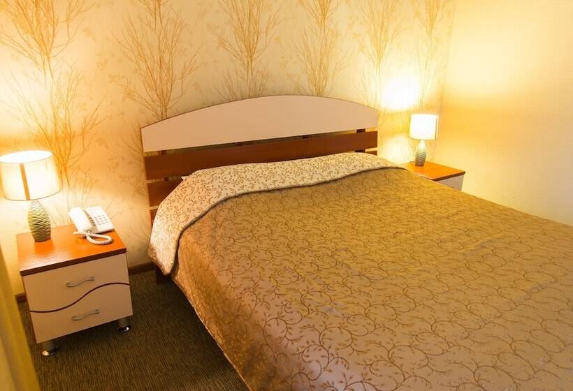 スタンダードスタジオ, Suite