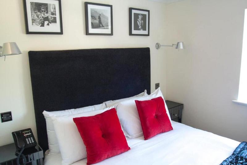 标准单人间, The Ship Leopard Hotel No Children