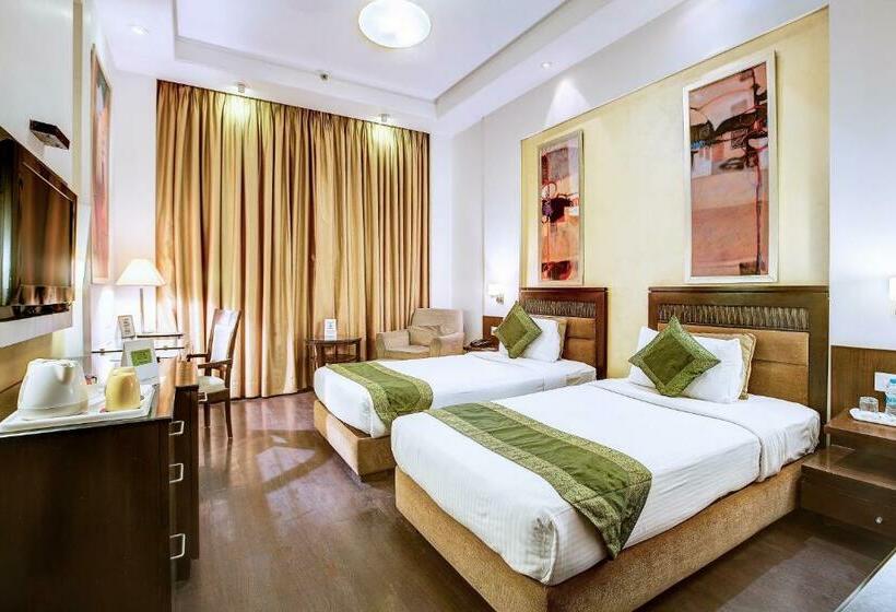 Номер Basic, Western Court Panchkula