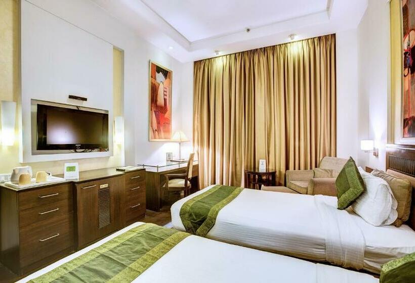 Номер Basic, Western Court Panchkula