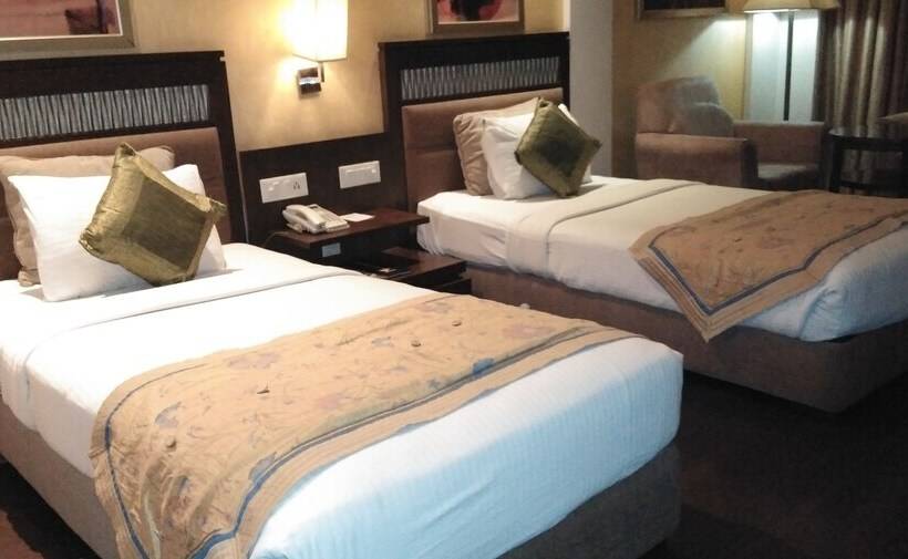 Номер Deluxe, Western Court Panchkula