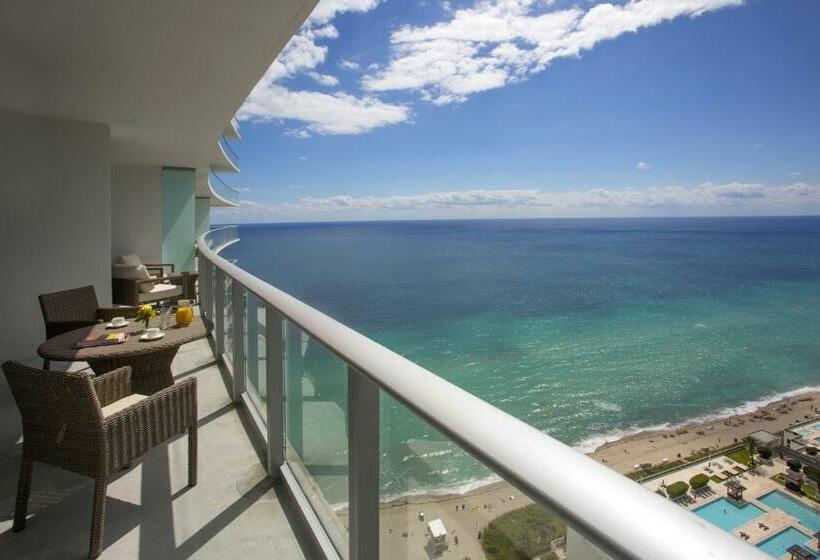 Люкс Адаптированный для Инвалидов, Lyfe Resort & Residences