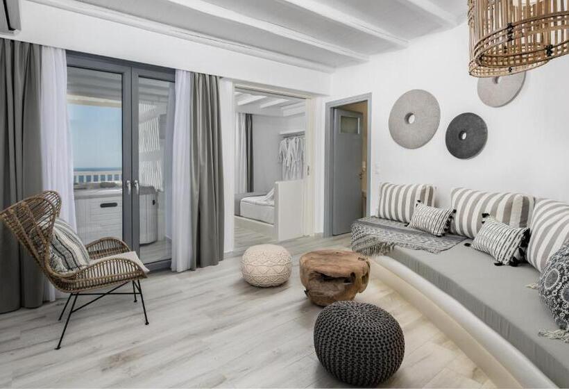 Люкс Повышенной Комфортности, Iliada Suites Adults Only