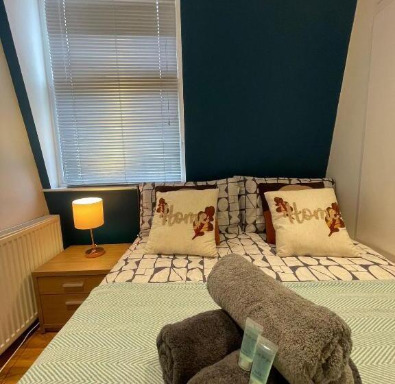 اتاق استاندارد, Kensington Guest Rooms 98