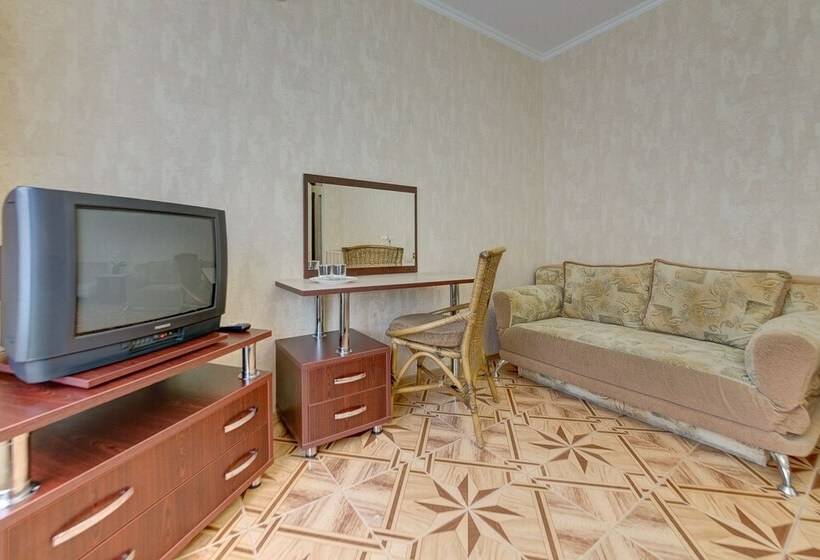 اتاق راحتی سه تخته, Milotel Pavel