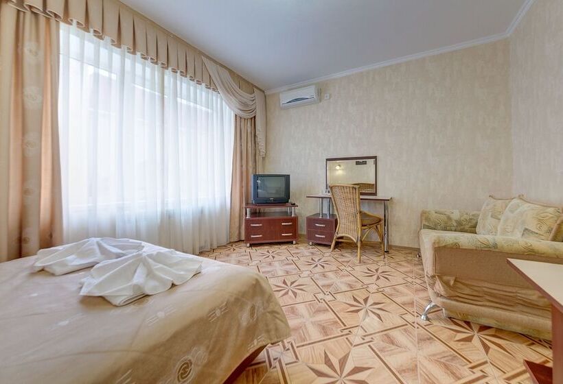 اتاق راحتی سه تخته, Milotel Pavel