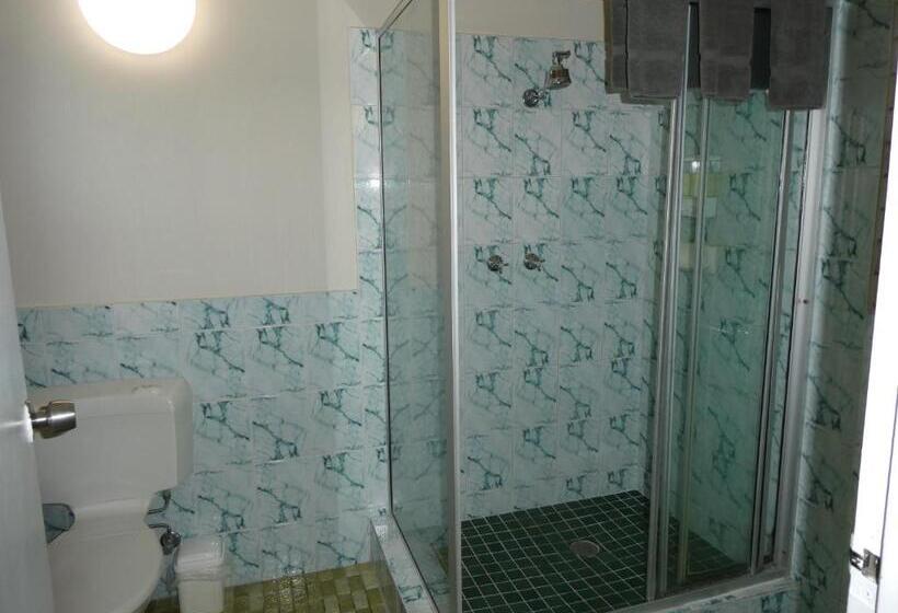 اتاق خانوادگی, Motel Wellington Wodonga