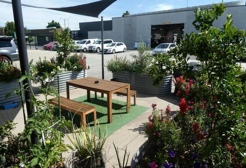 اتاق خانوادگی, Motel Wellington Wodonga