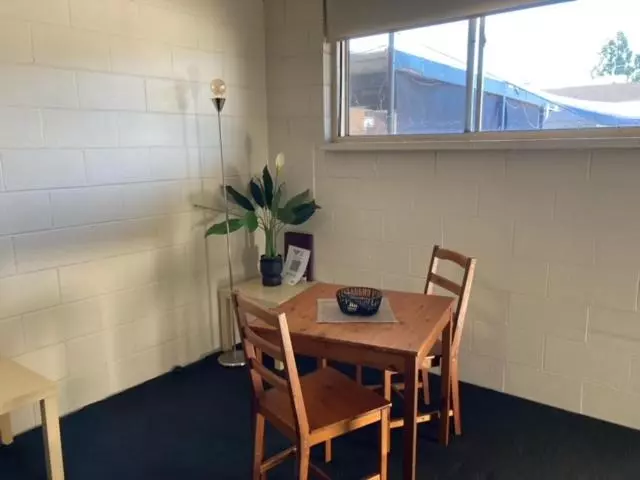 キングサイズベッドのスタンダードルーム, Motel Wellington Wodonga