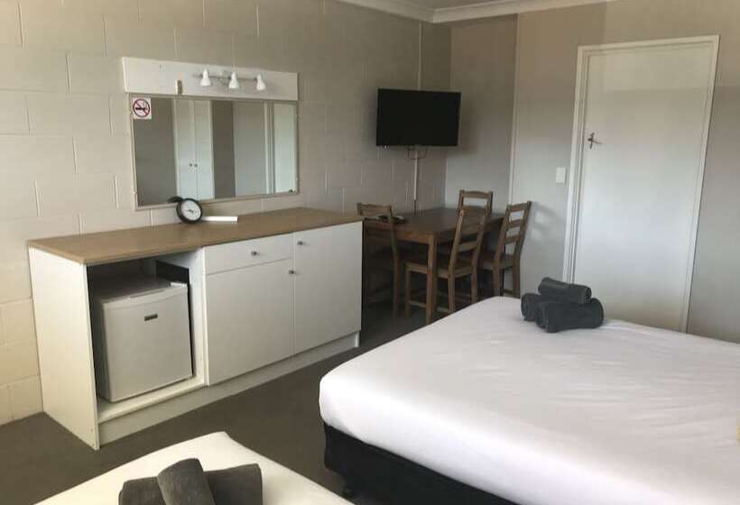 اتاق استاندارد سه نفره, Motel Wellington Wodonga