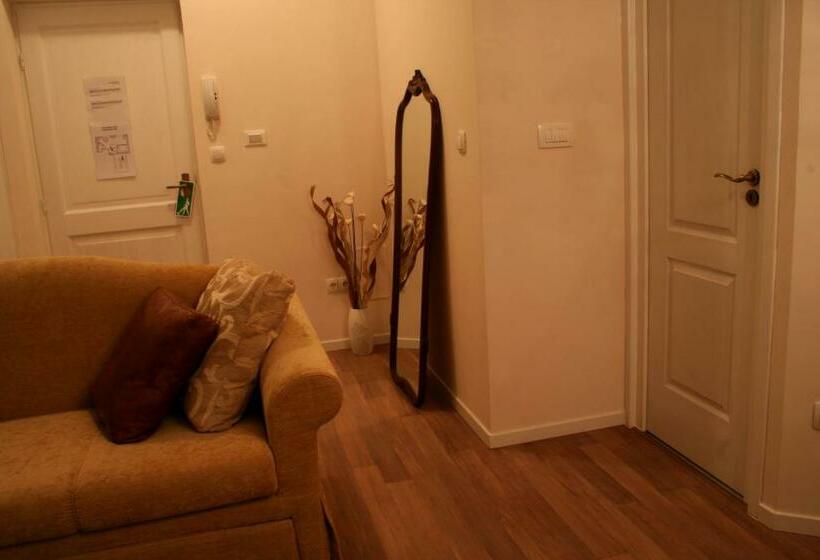 סטודיו סופריור, Banica Apartments & Rooms