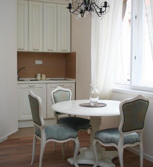 סטודיו סופריור, Banica Apartments & Rooms