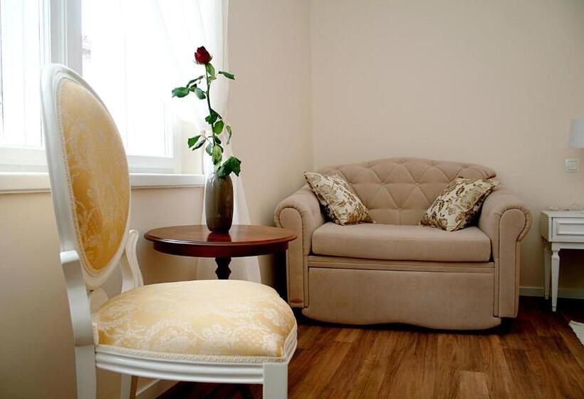 חדר פרמיום לשלושה, Banica Apartments & Rooms