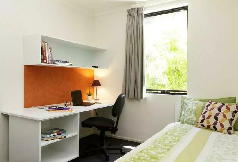 Standard Yhden Hengen Huone Jaettu Kylpyhuone, Sydney University Village