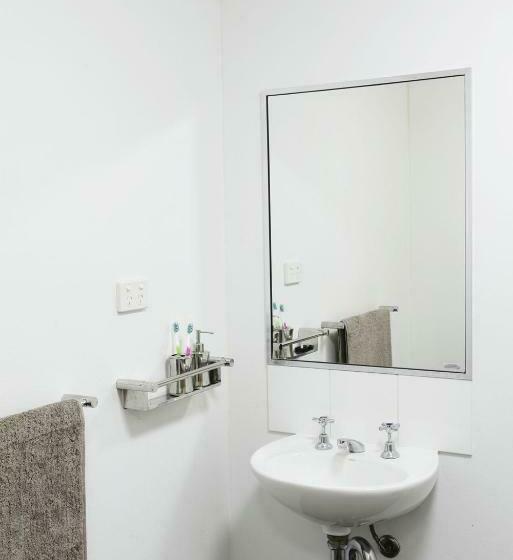 5 Bedroom Apartment, Sydney University Village