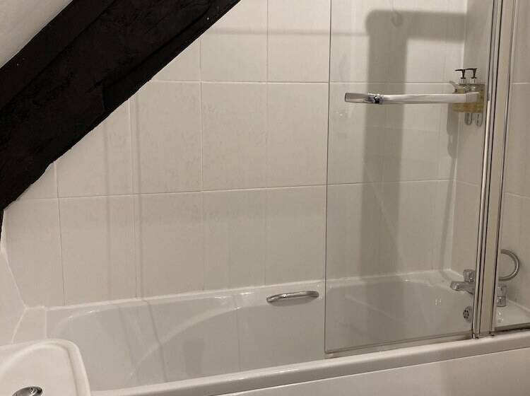 スタンダードトリプルルーム, The Cridford Inn