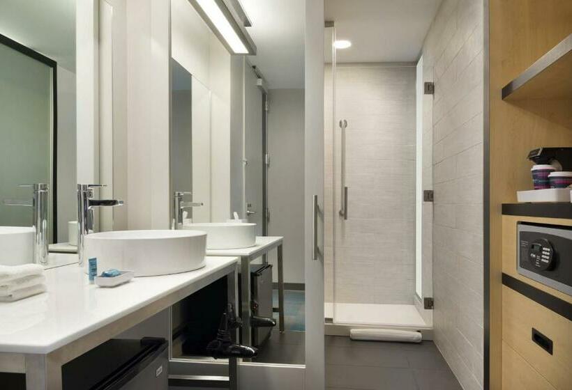 带大床的标准间, Aloft Columbia Downtown