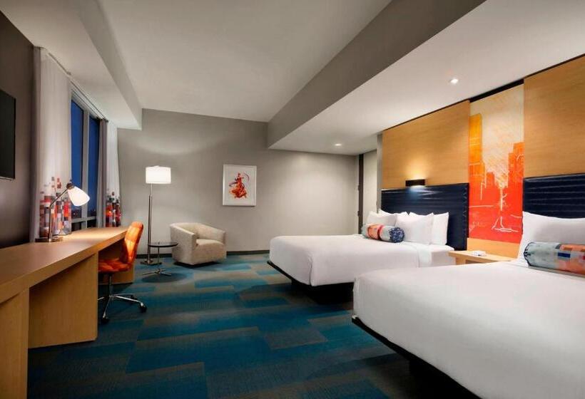 Standard Szoba Queen Size Bed, Aloft Columbia Downtown