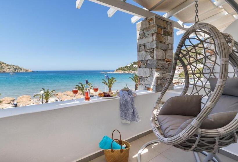 اتاق لوکس با بالکن و چشم‌انداز دریا, Blue Harmony