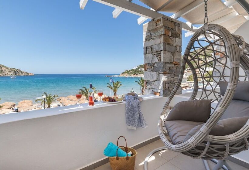 اتاق لوکس با بالکن و چشم‌انداز دریا, Blue Harmony