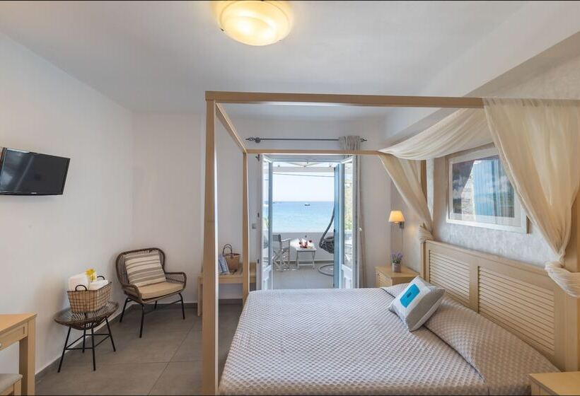 اتاق لوکس با بالکن و چشم‌انداز دریا, Blue Harmony