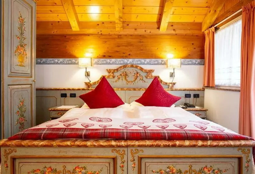 Superior-huone Parveke, Cirelle Suite&spa