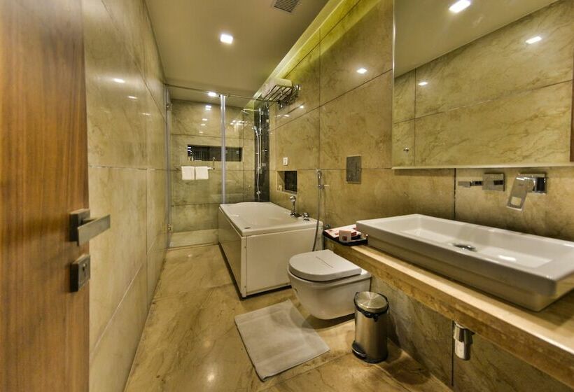 חדר דלוקס, Clarks Inn Srinagar