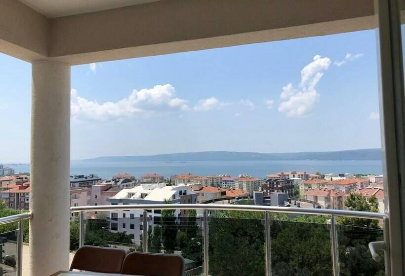 مجموعه ویستا شهر, Dort Mevsim Suit