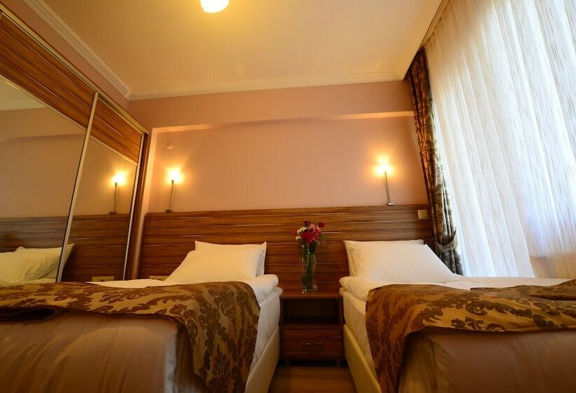 سوییت با چشمانداز باغ, Dort Mevsim Suit