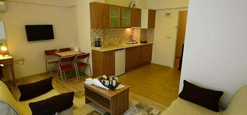 مجموعه ویستا شهر, Dort Mevsim Suit