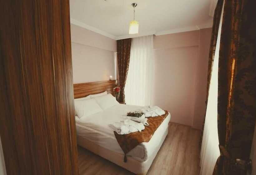 سوییت با چشمانداز باغ, Dort Mevsim Suit