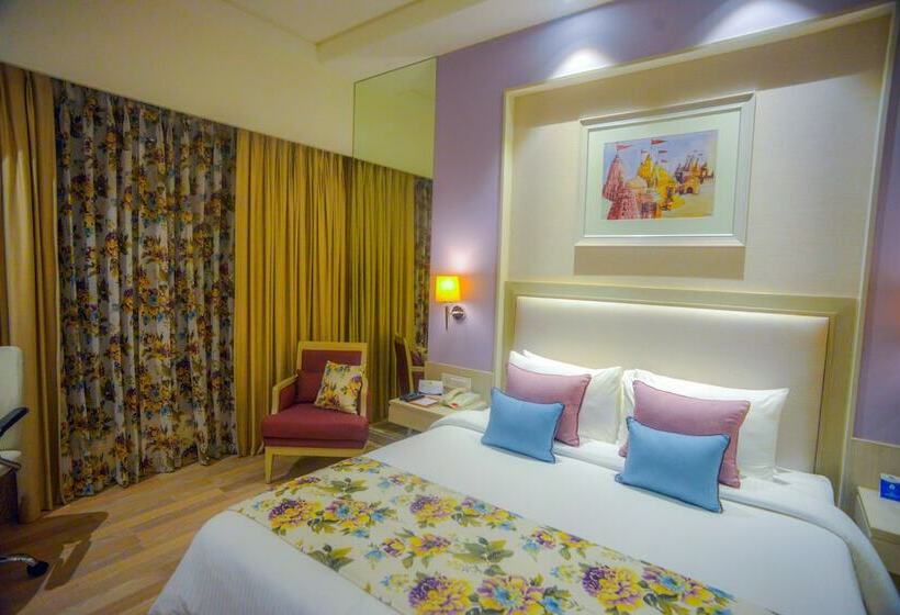 Premium Room, Efcee Sarovar Premiere Bhavnagar