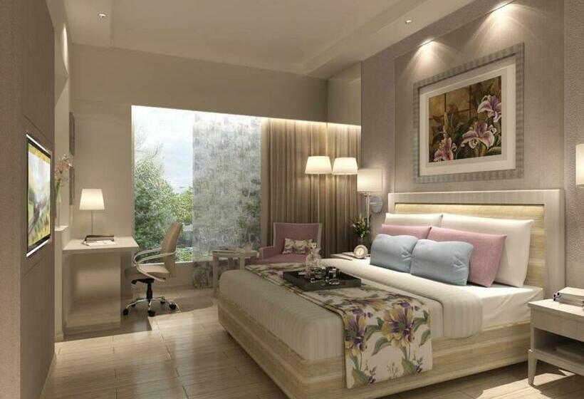 اتاق لوکس, Efcee Sarovar Premiere Bhavnagar