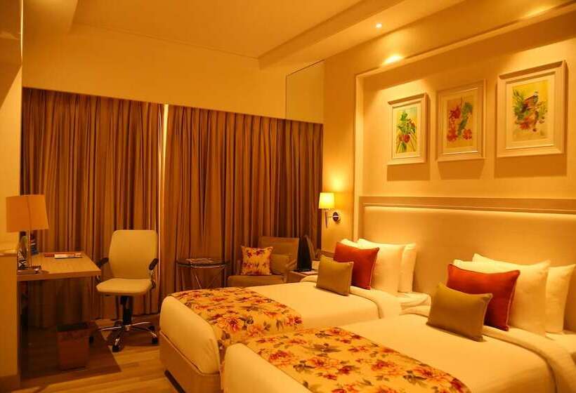 豪华房间, Efcee Sarovar Premiere Bhavnagar