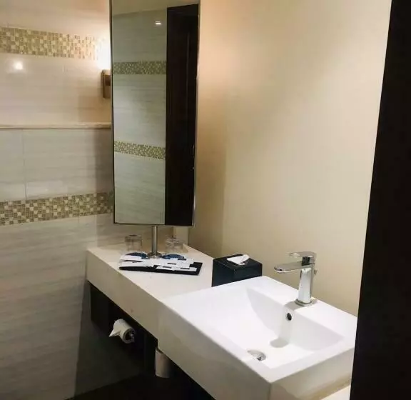 スイート, Fairfield By Marriott Indore
