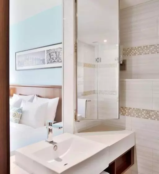 スイート, Fairfield By Marriott Indore