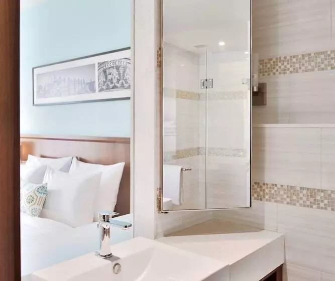 スイート, Fairfield By Marriott Indore