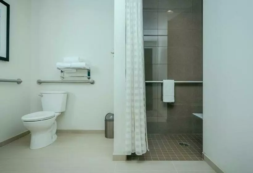 キングサイズベッドのスイートルーム, Hyatt House Anchorage