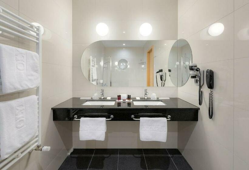 디럭스 스위트, Olympia Sky