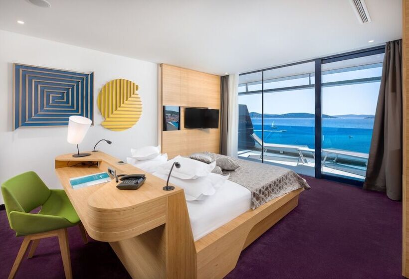 带海景的高级套房, Olympia Sky