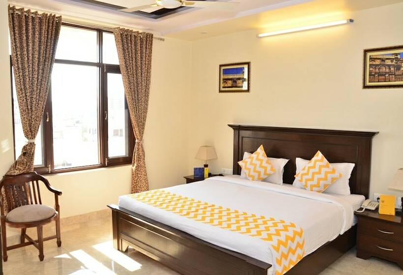 Deluxe Rum, Raj Regency