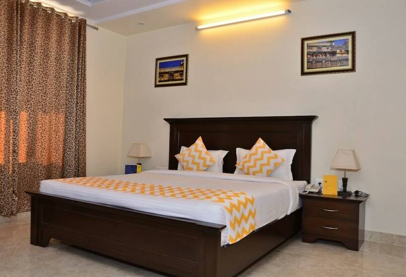 Deluxe Rum, Raj Regency